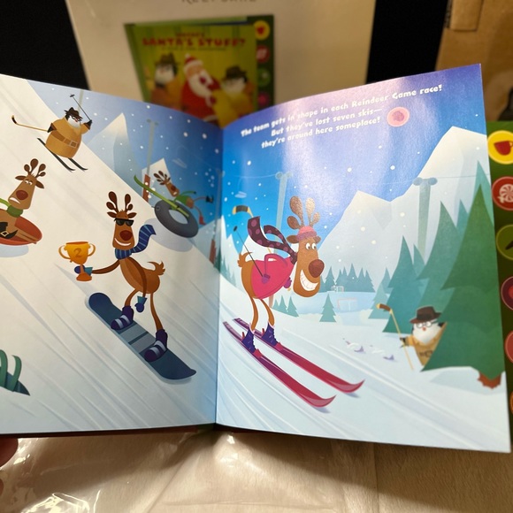 Hallmark Keepsake “Where’s Santa’s Stuff?” Interactive Ornament & Storybook Set - Picture 10 of 11